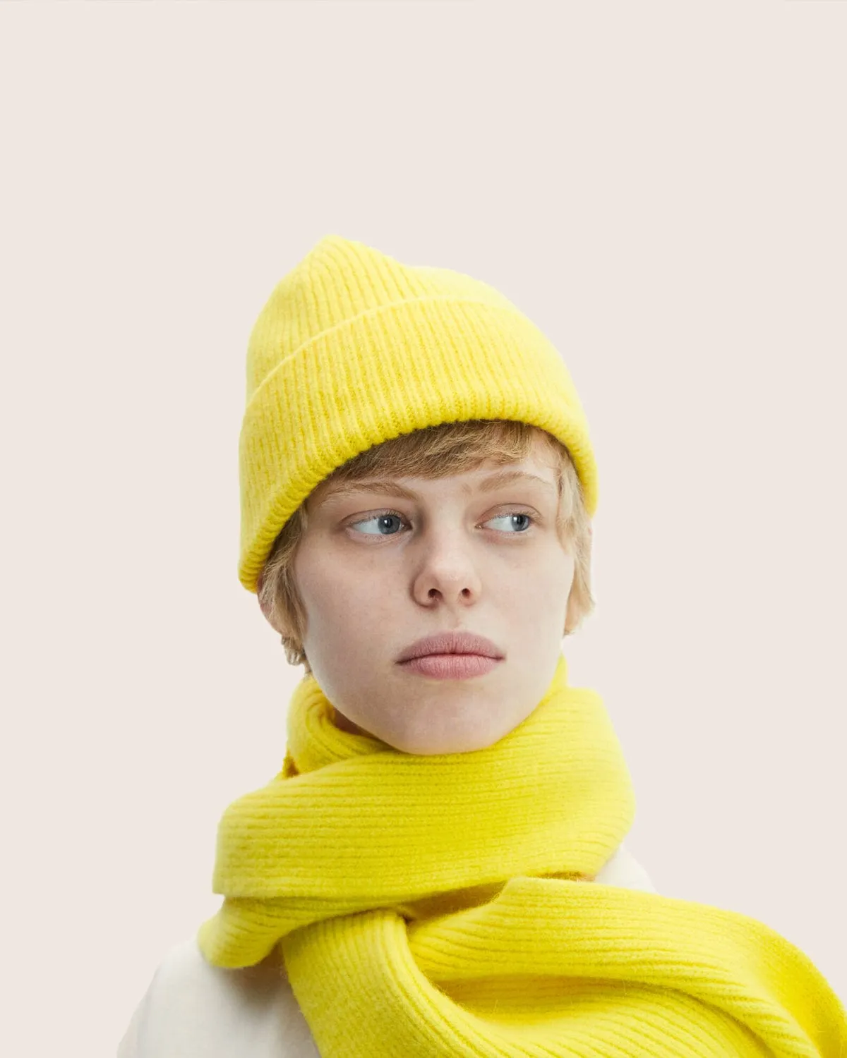 Beanie-Acid Yellow