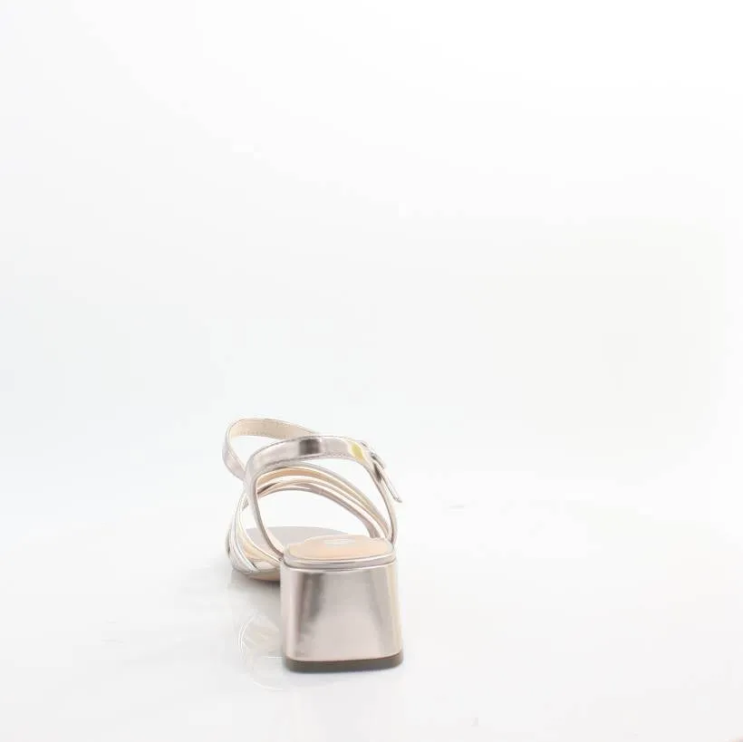 D1L52 REMONTE 24 SANDALS