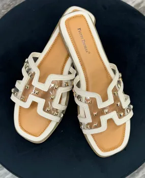 Empress Nude Sandals