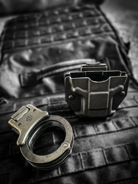 KMP UK TACTICAL 850 Handcuff Pouch