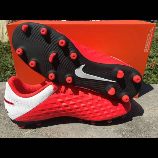 Nike Legend 8 Club Soccer Cleats