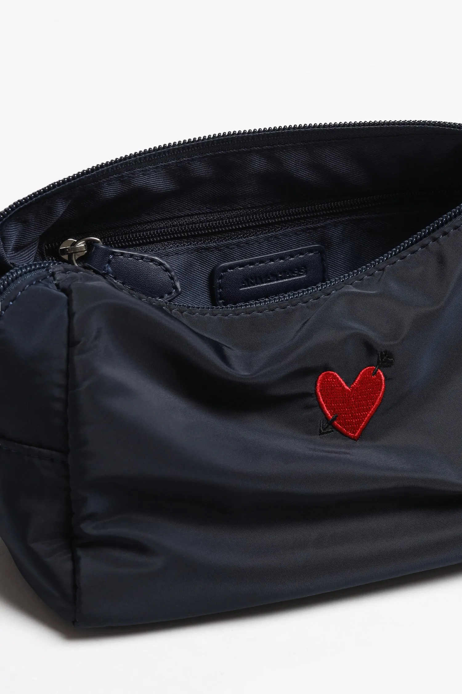 Pouch 'Heart' in Navy Nylon