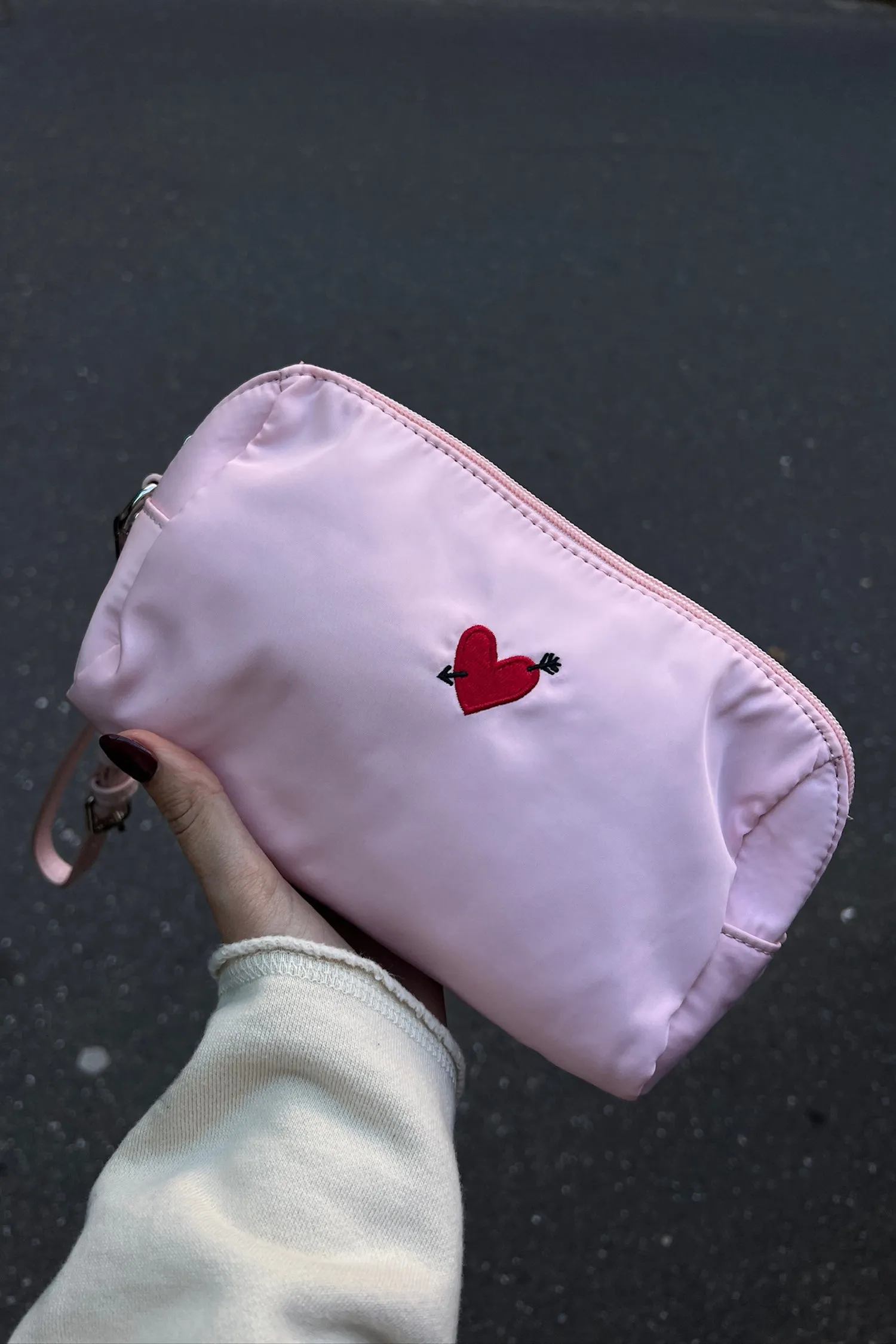 Pouch 'Heart' in Rose Nylon