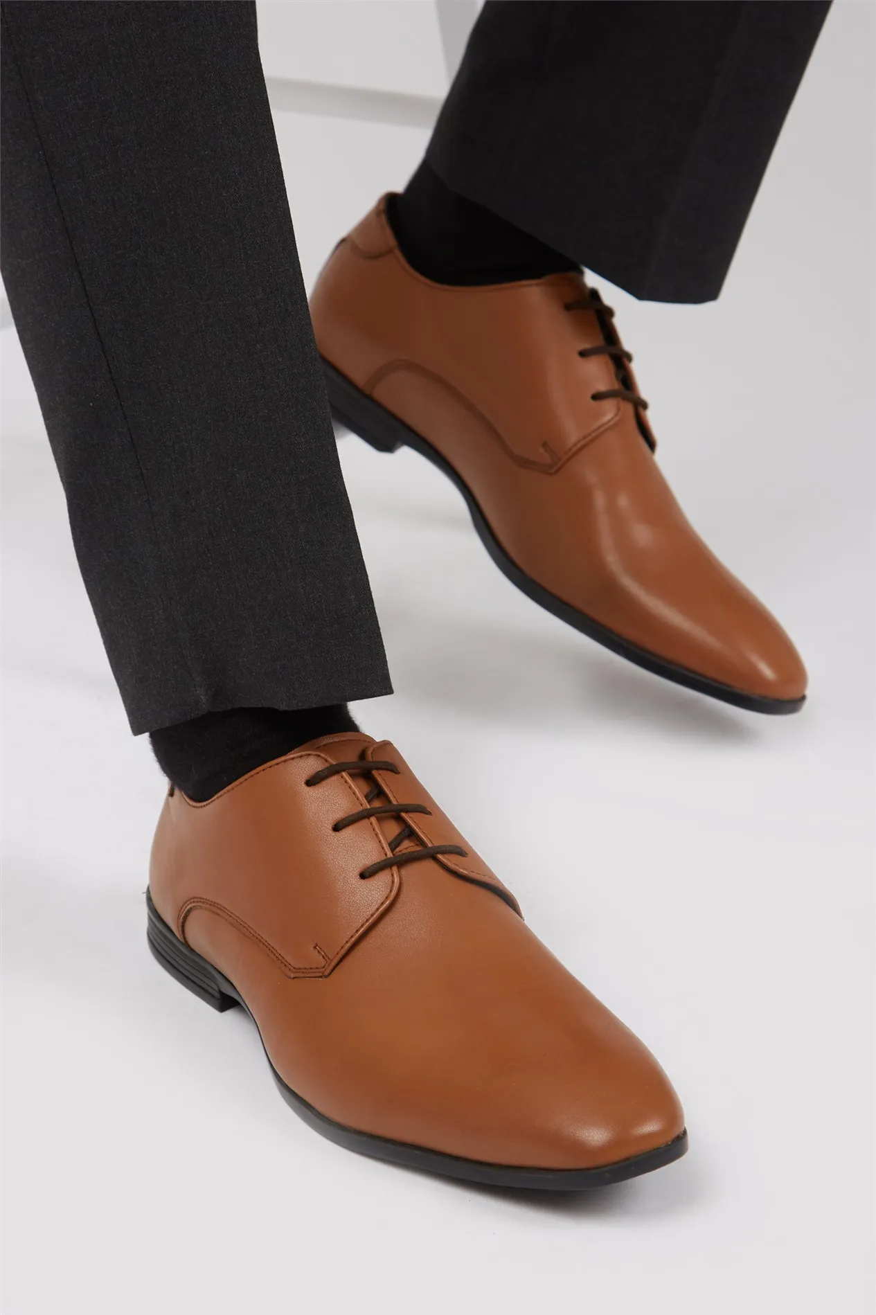 Tan Lace Up Brogues