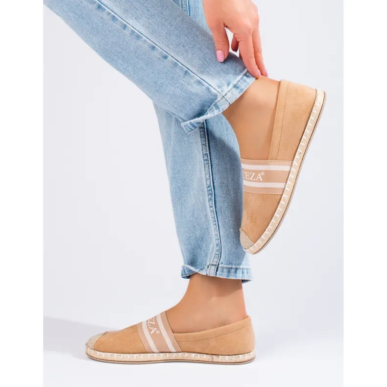 Women's beige suede espadrilles from Vinceza