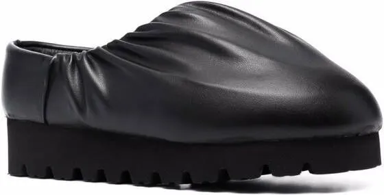 YUME Camp Shoe ruched mules Black